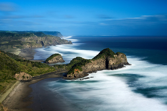O'Neill Bay and Te Henga from Raetahinga Point