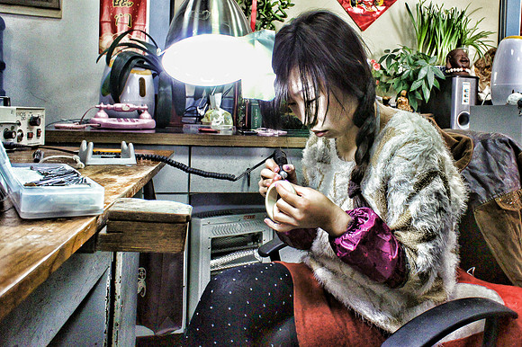 Apprentice- colour